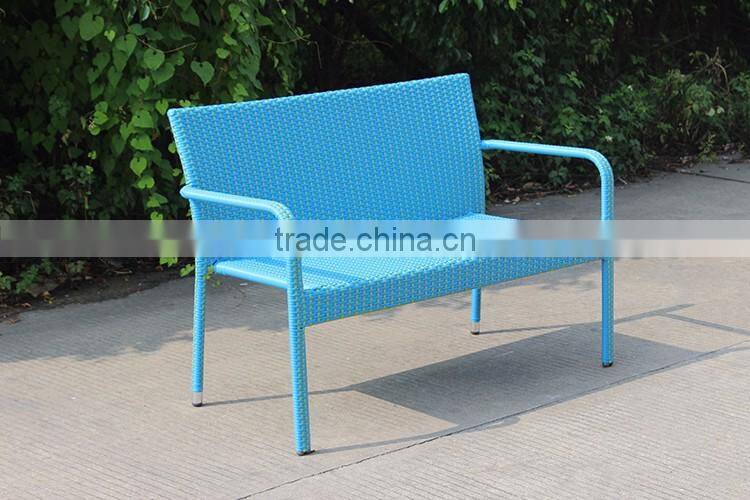 Loveseat With Aluminum Feet Coffee Table And Chair Set