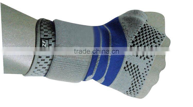 Best price printed compression sports wrist hand palm support