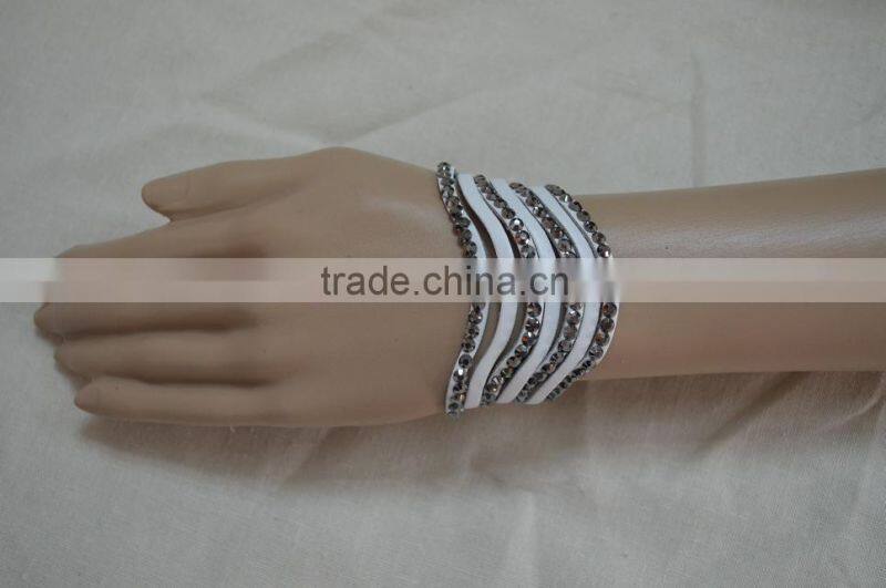 Wholesale Multi Stripped Genuine Leather Bracelets