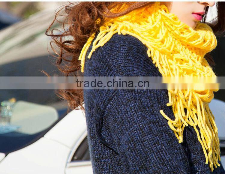 Fashion Ladies Cheap Acrylic Tassel Circle Knitted Loop Scarf