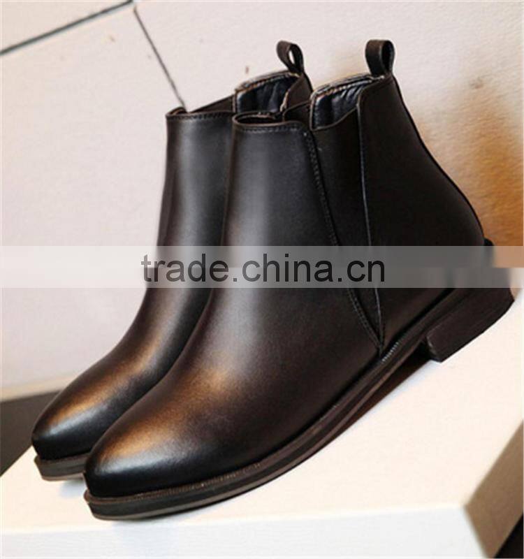 China manufacturer women winter flat boots real PU ladies winter golf shoes