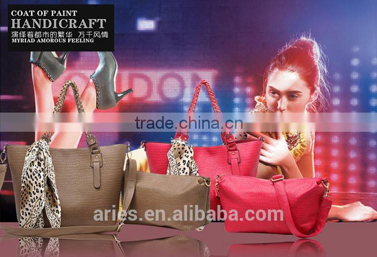 Trendy Italy designer women handbag with scarf decorative