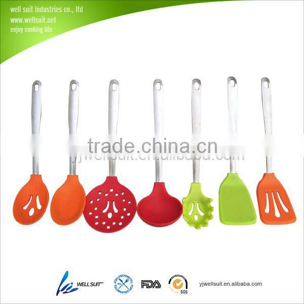 high quality hot sell silicone solid spoon
