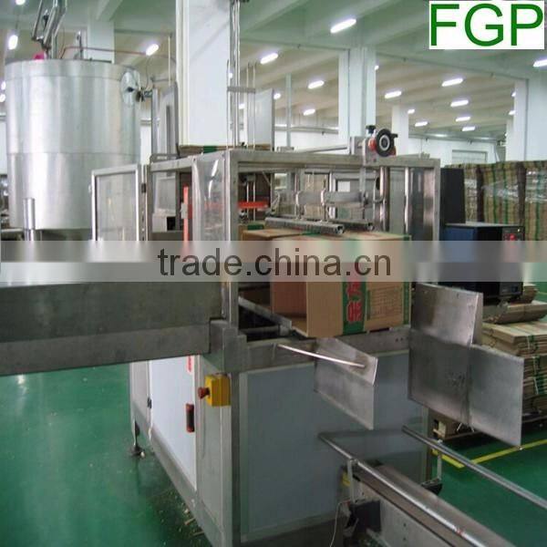 Automatic boxing machine for facial tissue carton packer with glue