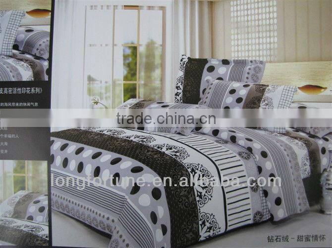 luxury reactive printed four pieces bedding set