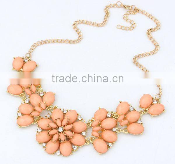 Metal Acrylic Flower Vintage Collar Pendant Statement Necklace Women Necklaces & Pendants Fashion Necklaces for Women 2014