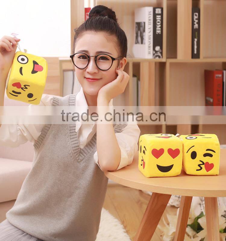 Innovational new products emoji plush pillow lovely emotion design colored dice