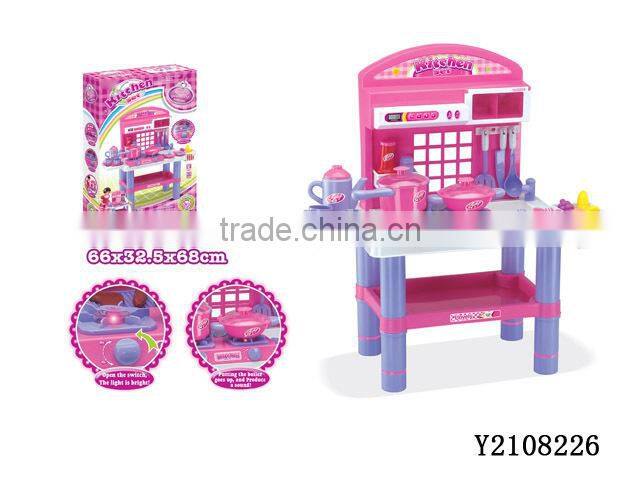 KITCHEN TABLE PLAY SET WITH LIGHT AND MUSIC Y2108205