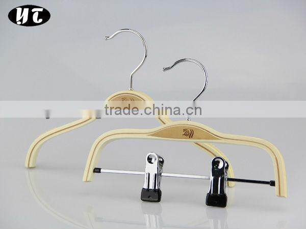HA442 laminated pants hanger with clips