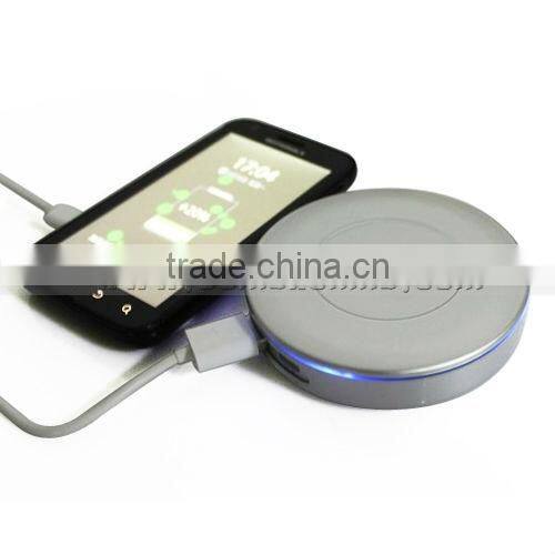 Powdery cake box portable power bank 4400 mah