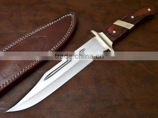 Hunter knife with Bone handle / Brown real leather sheath