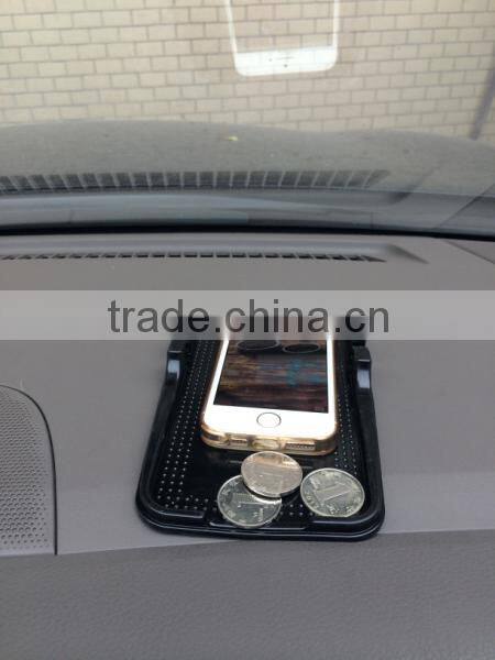 The Cheapest and Simplest DIY Cell Phone/GPS Mount in a Car
