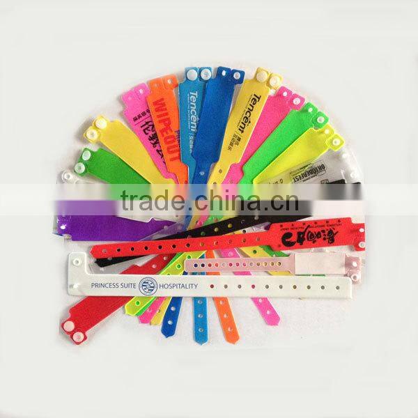 KT-8070 PVC bracelets multi color with customer design