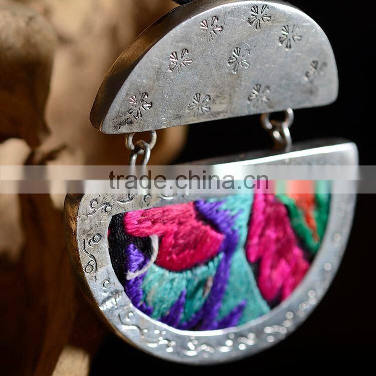 Fashion pendant necklace jewelry embroidery miao necklace used for women clothing