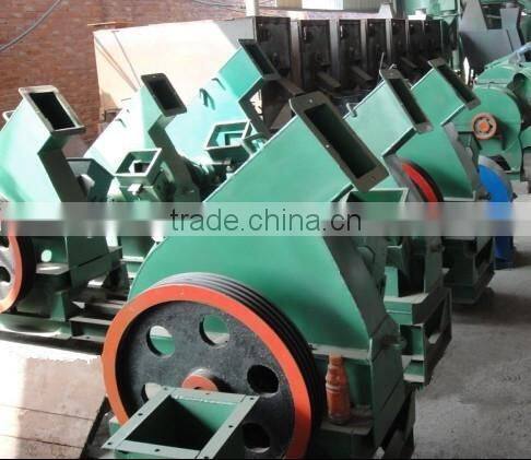 large wood chip cutting machine