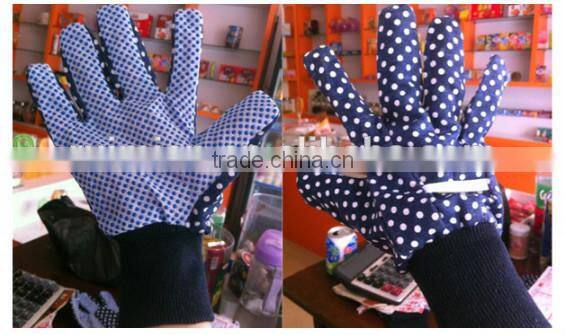 garden tool with garden glove