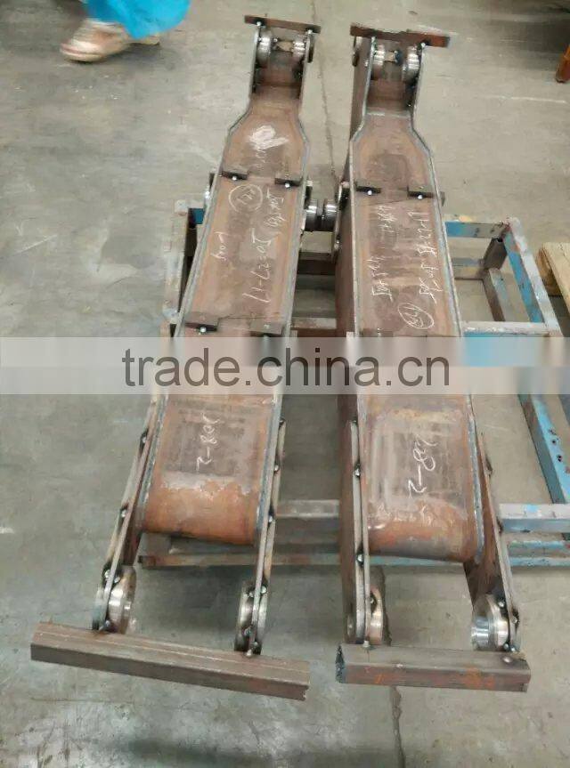 Long excavator boom and arm