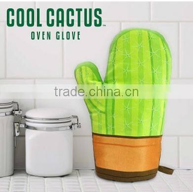 CACTUS OVEN MITT, the cactus oven mitt