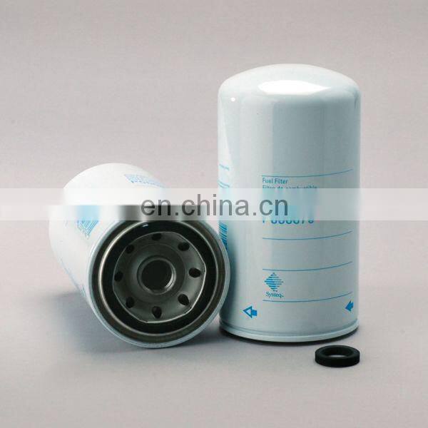 Good quality P550879 diesel engine excavator fuel filter