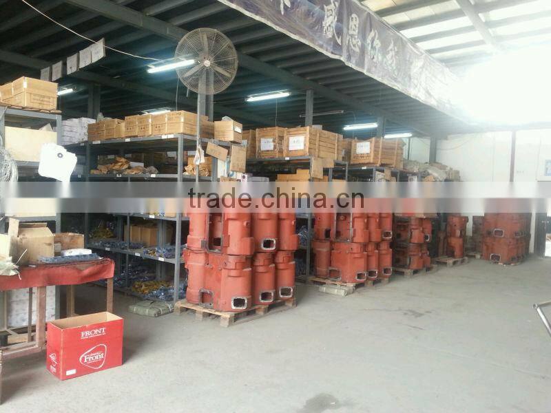 LOW PRICE SALE SINOTRUK truck spare parts AZ2222240001 Howo oil pump