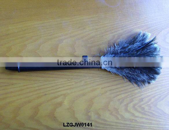 Rooster feather dust LZWHM0040