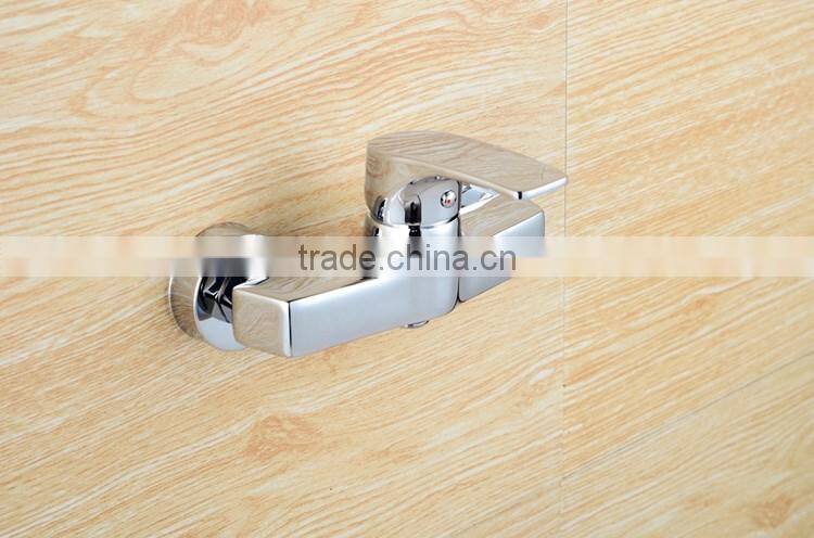 QL-33313 Best Price ! Luxury Bathroom Bathtub Mixer Brass Shower Set With Chrome Plated Bathtub Mixer