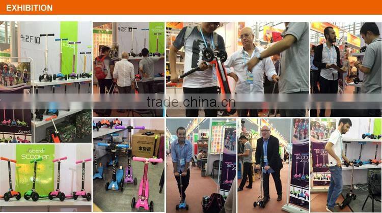 3+ years old kids toy PVC flahsing three wheel child kick trike scooter