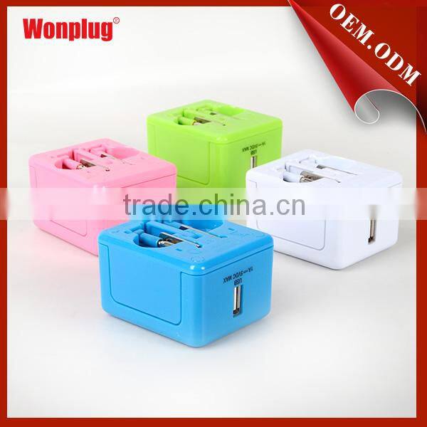Smart appearance mini universal 1 usb travel adapter with LED light