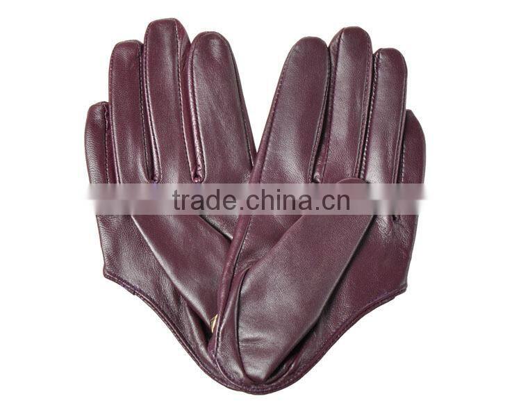 Hot selling fashion half a palm rivet decoration sheepskin drving leather gloves