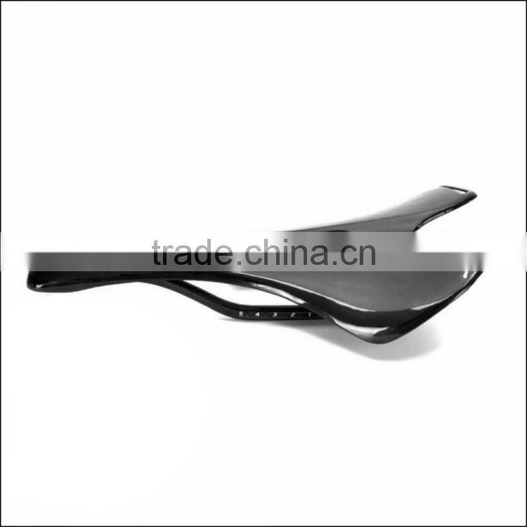 2016 high quality 3k UD full carbon fiber T700C bicycle saddle for sale