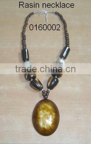 Emerald Imitation necklace