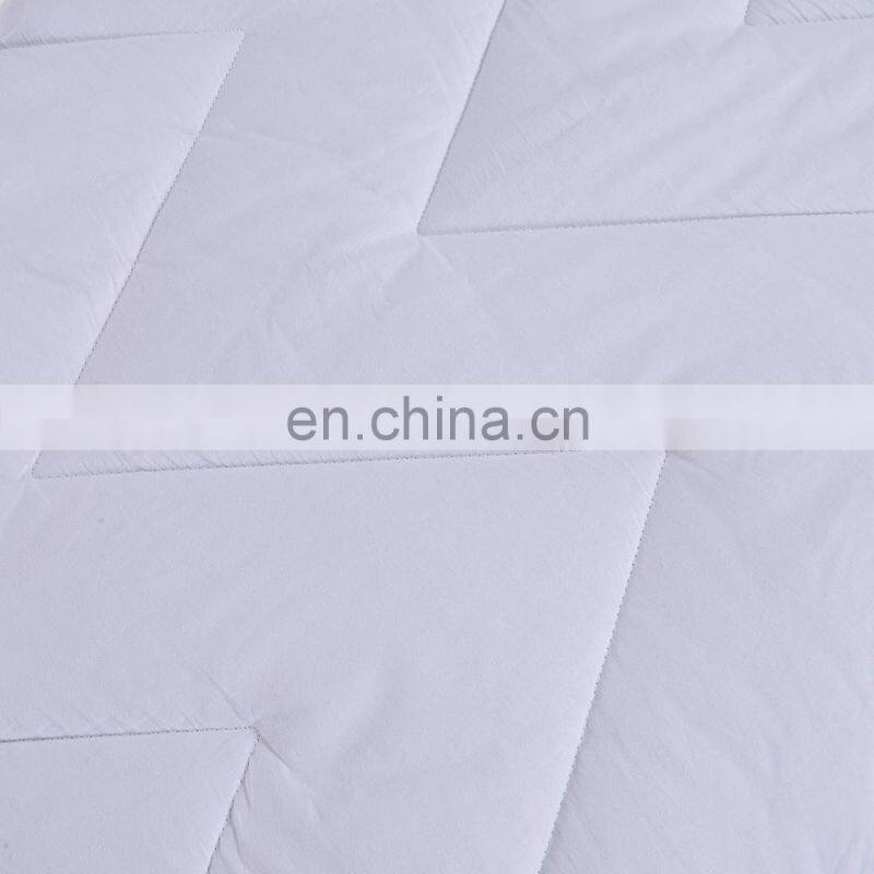 BREATHABLE QUILTED MATTRESS PROTECTOR KING SIZES