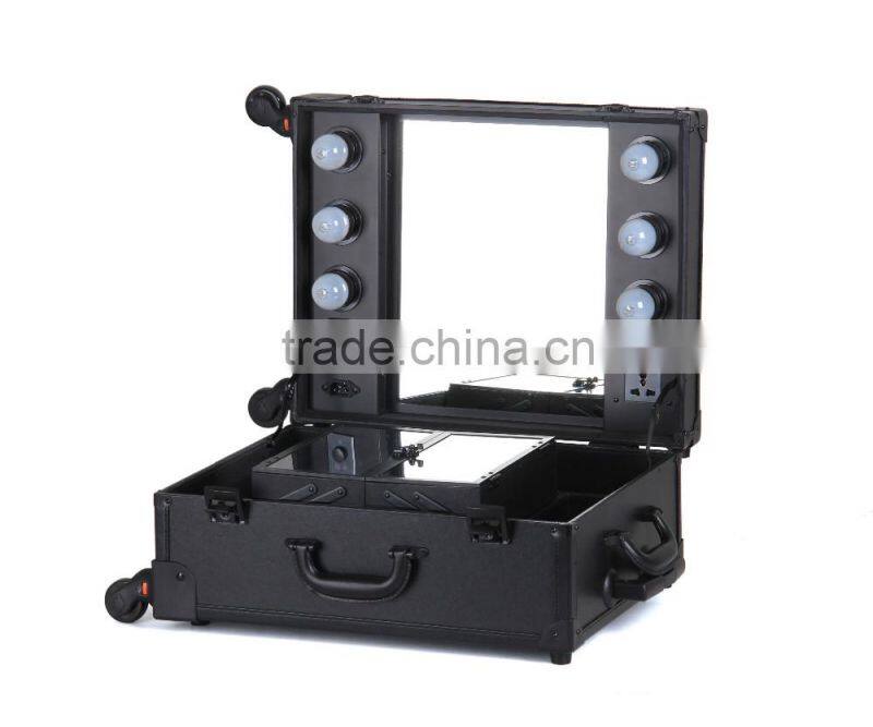 Cosmetic Case Rolling Studio Makeup 4 Wheels Trolley Case Lights With Mirror