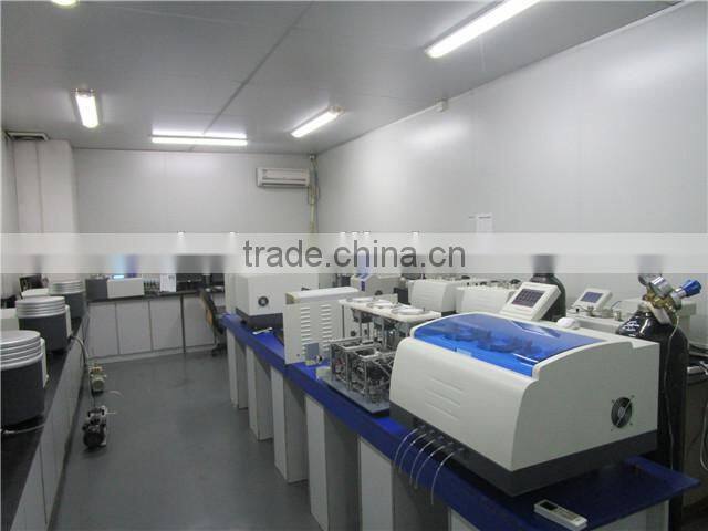 Solvent moisture testing instrument