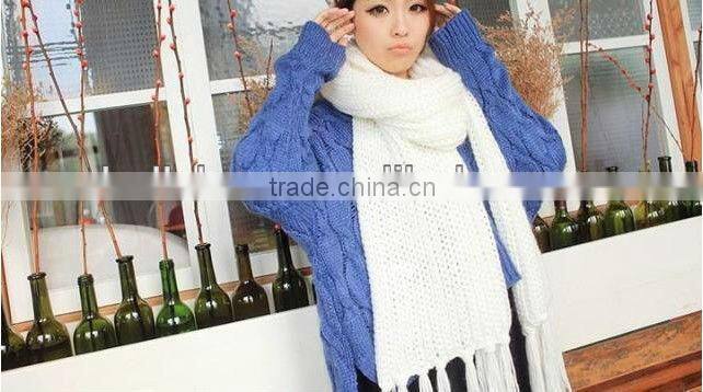 2013 Fashion Long Tassel Lady Knitted Scarf