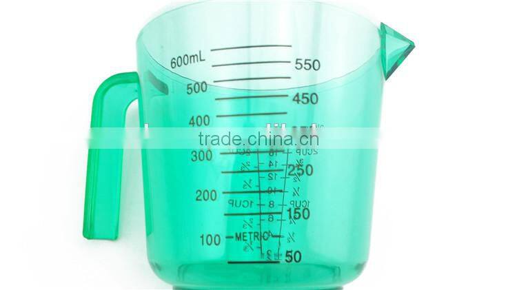 16oz plastic measuring cups