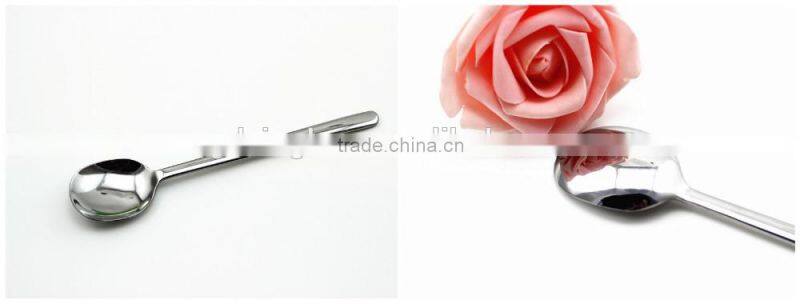 Wholesale Korean Style Cutlery in Rotary Plastic Box for Promotion