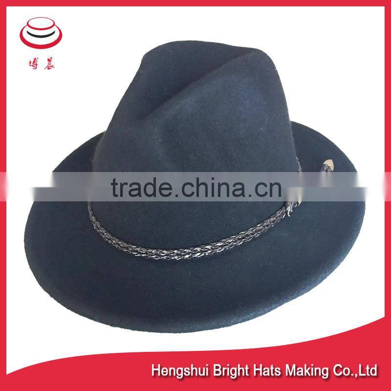 Fedora Felt Hats Popular In Europe