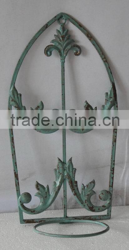 Distressed garden metal flower pot shelf