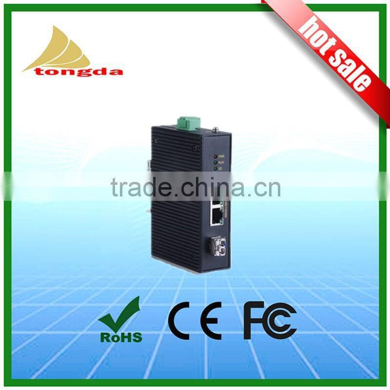 Industrial SFP 1000Base-FX +2x10/100/1000Base-TX Gigabit Ethernet Fiber Optic Transceivers Media converter