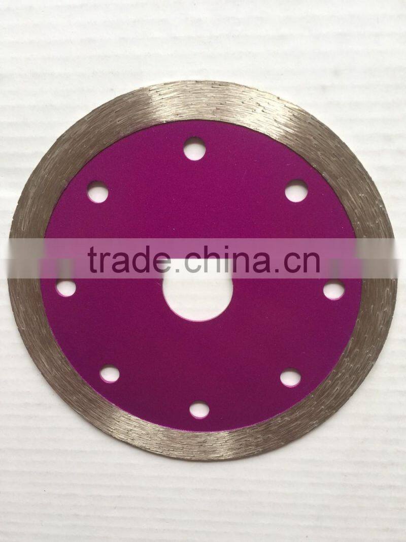 Continuous diamond tools of saw blade