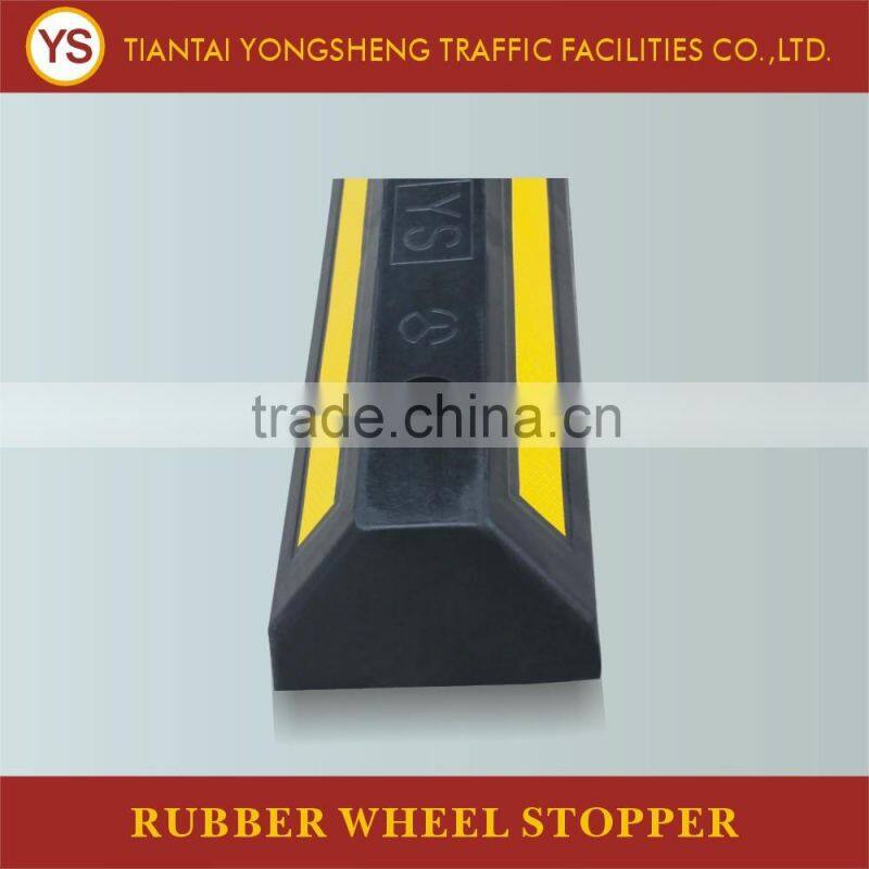 Black Rubber with Yellow Reflective Tape Car Wheel Stoppers