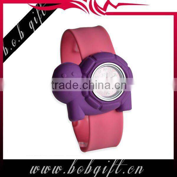 simple design tortoise silicone snap wristband watches for kids