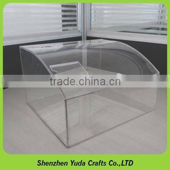 We do high quality acrylic dustproof candy box with lid