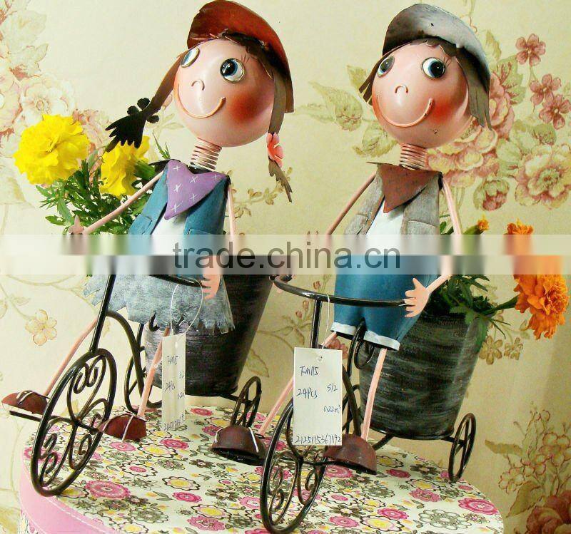 Lovely Metal Crafts (For Ganrden and Home Decor)