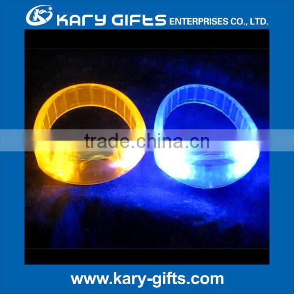 Wholesale LED Flashing Bracelet Via Remote Controled LED Bracelet