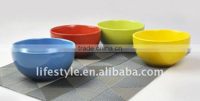 Set of 4pcs stoneware color-glazed bowl set with spoon with decal printing