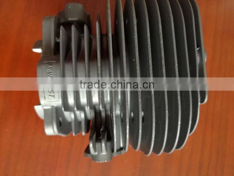 070 Chain saw cylinder