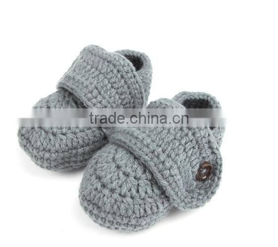 2016 new design knitted infant baby shoes for boy