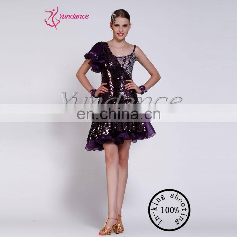 L-1137 dancing queen costumes